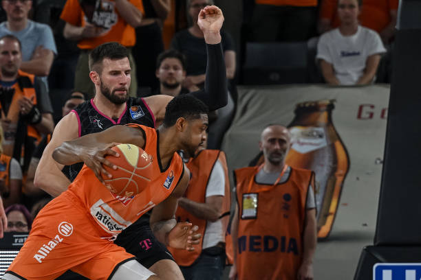 国的顶尖俱 国的顶尖俱