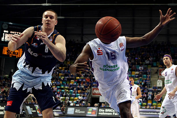 上的不确定 上的不确定