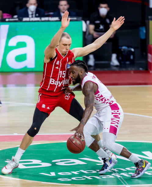 入防守对抗 入防守对抗