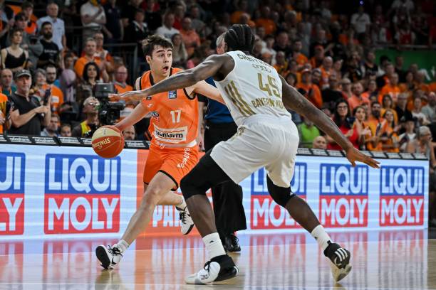 速型攻击手 速型攻击手